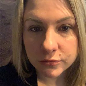 Meet your Posher, Alicia